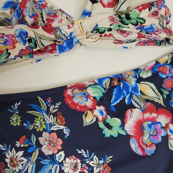 Johnny Was Maya 2 Piece Bikini Navy/Ivory Floral - Picture 4 of 6